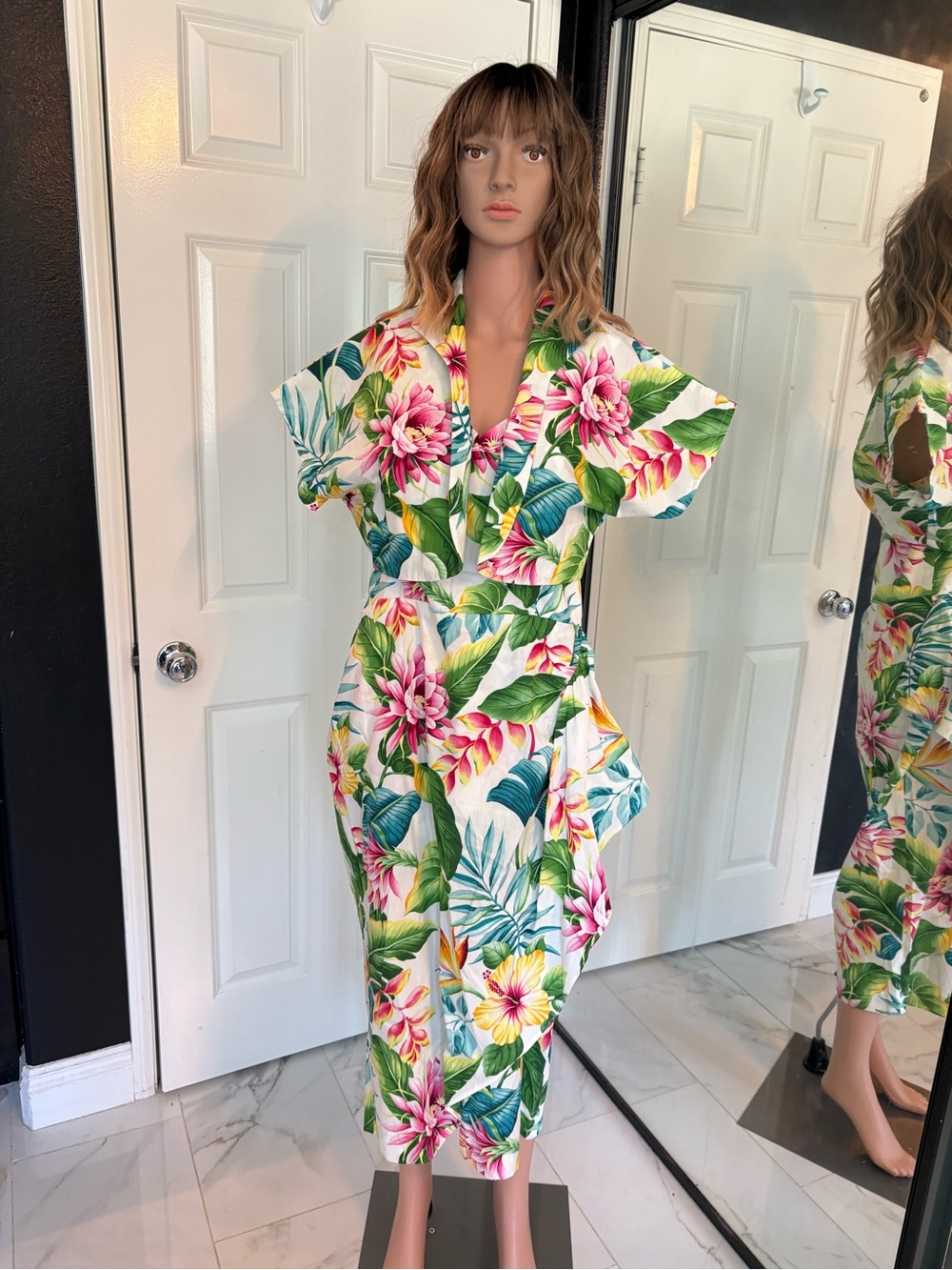 Vivien of Holloway tropical pinup rockabilly Floral Wrap Dress in White and Pink